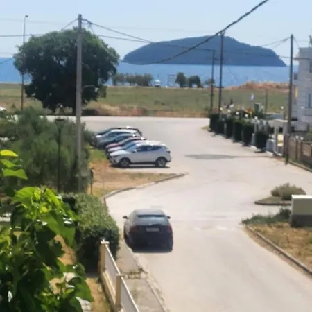 Aristi S Cozy Seaside *