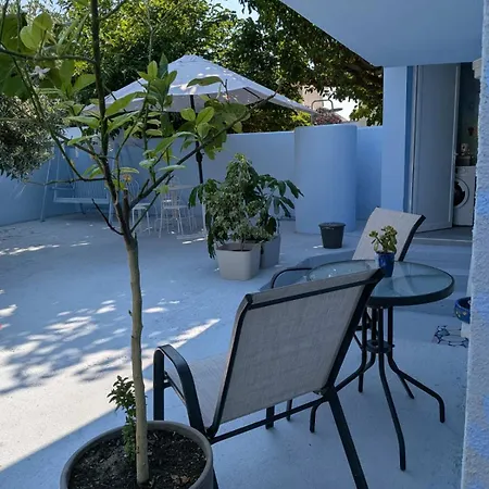 Aristi S Cozy Seaside Nea Iraklitsa