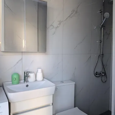 Aristi S Cozy Seaside Appartamento *